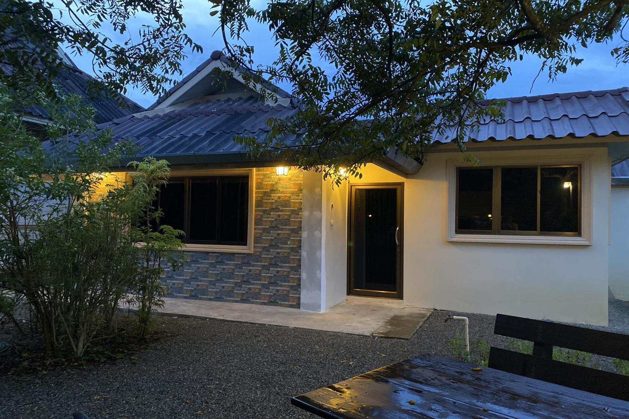 Sanaepatan Home Resort - เสน่ห์ป่าตาล โฮม รีสอร์ต Ban Buak Khang Extérieur photo
